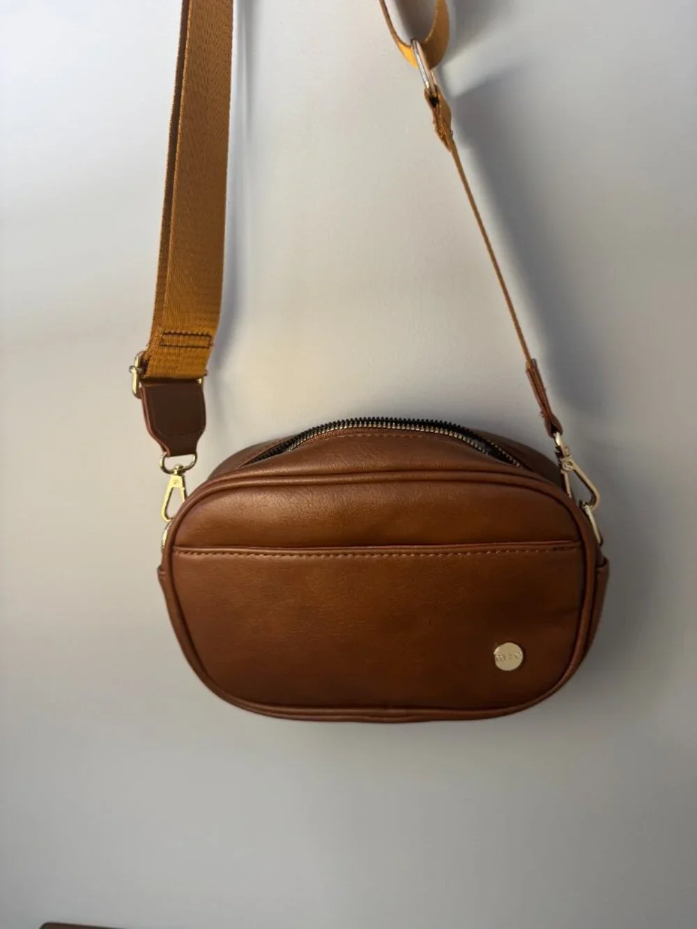 Modern + Chic Camel Brown Frankie Vegan Leather Crossbody Bag - NWOT